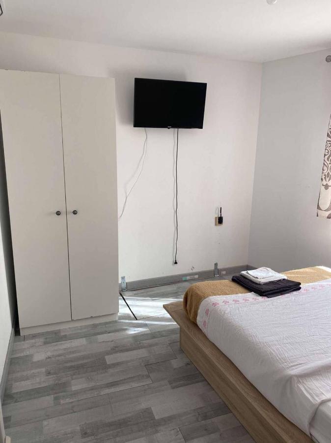 Maison Cosy Centre De Νιμ Εξωτερικό φωτογραφία